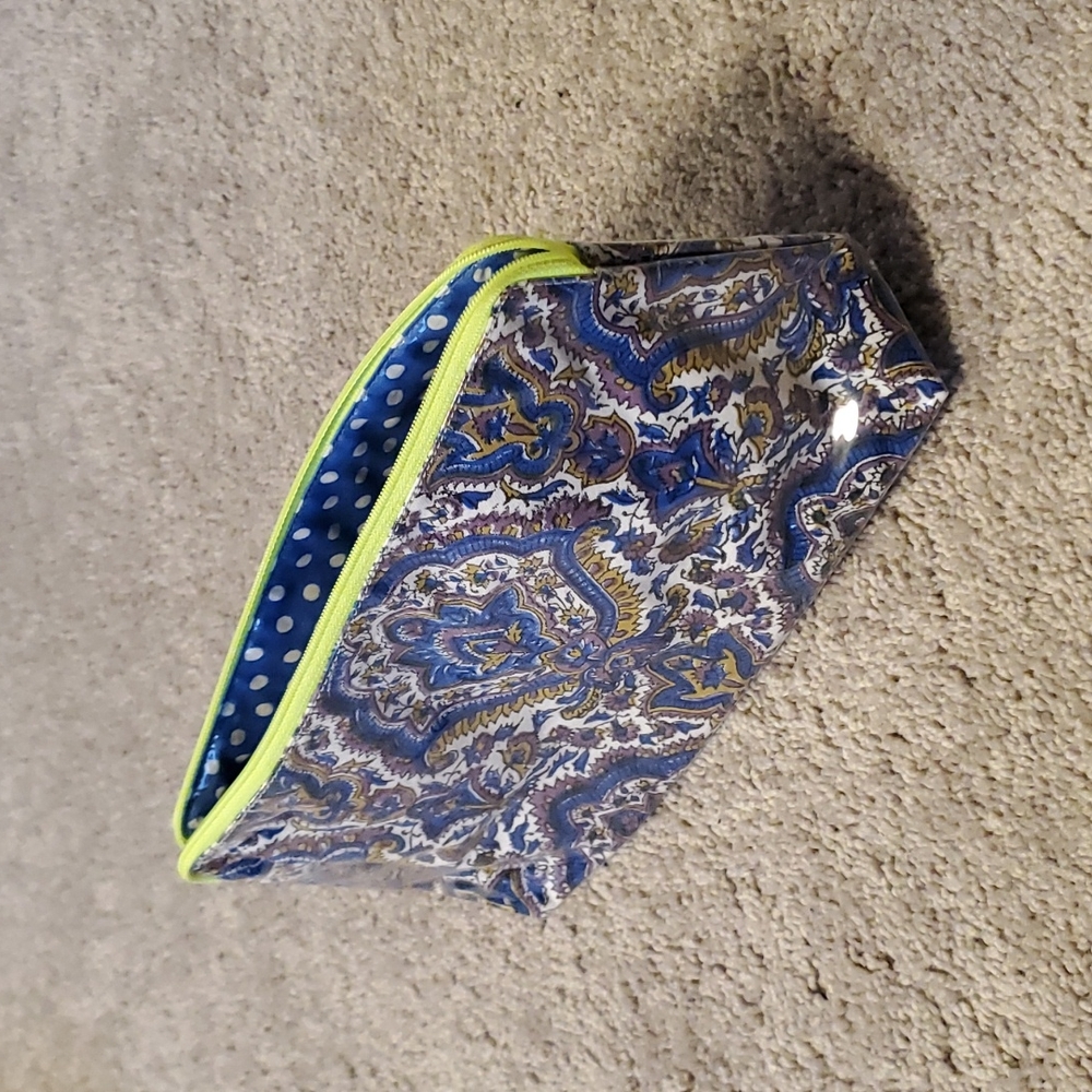 Roller Rabbit Makeup Bag